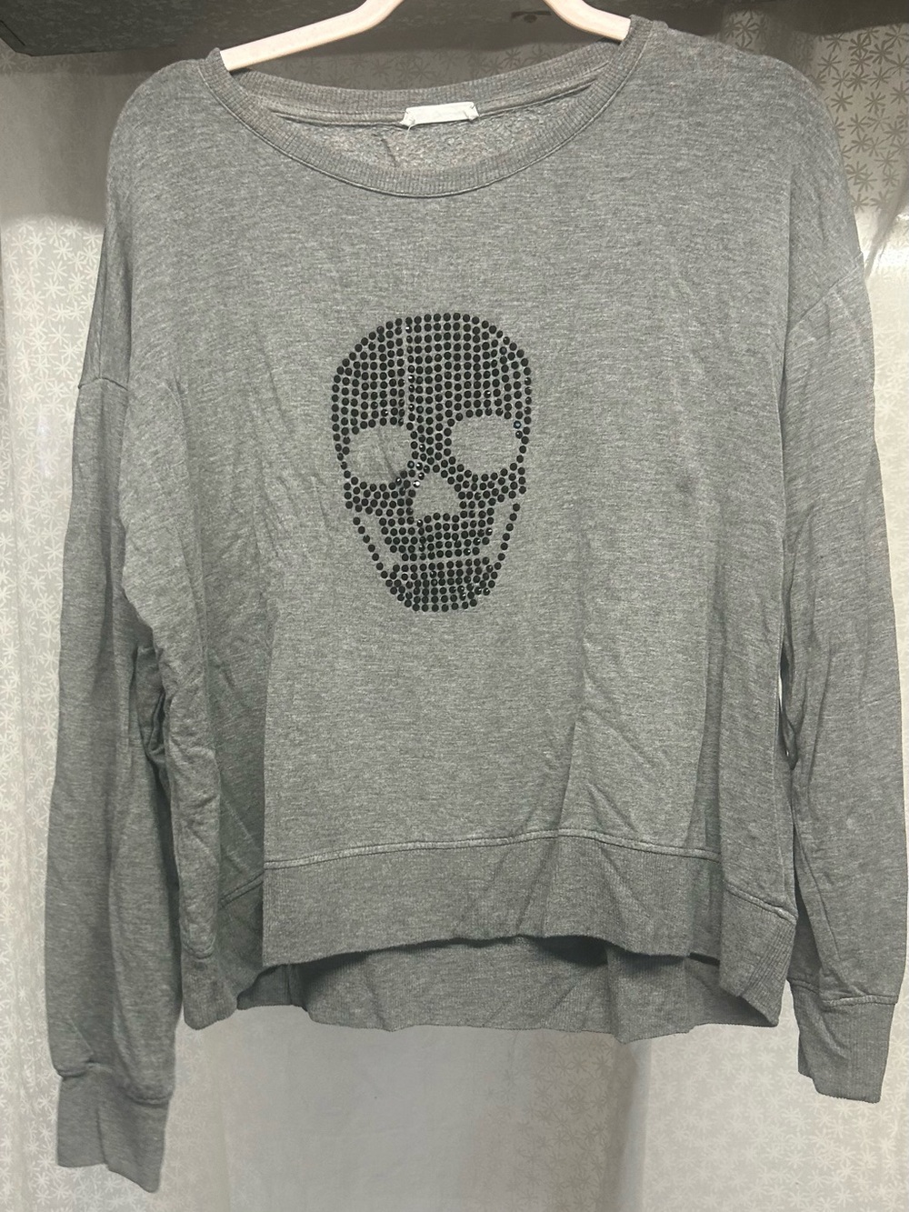 Brandy Melville Gray Crewneck Sweater with Black Stud Skull